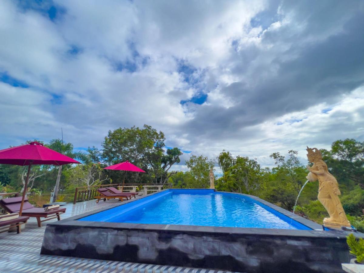 Innora Jungle Resort And Spa Batununggul Exterior foto